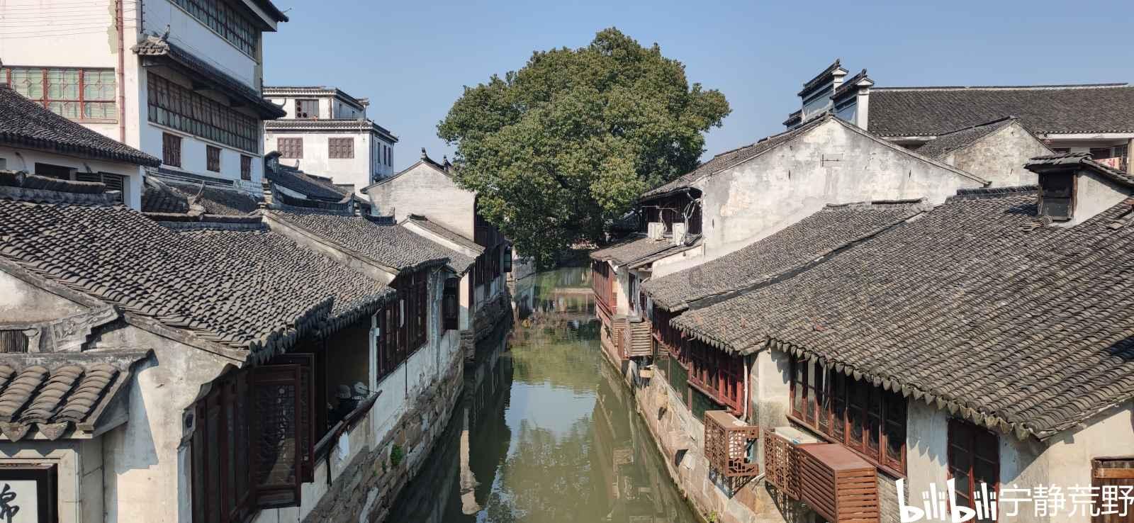 肝开始变硬,头部会有4个表现,若一个也没有,说明肝脏还很健康